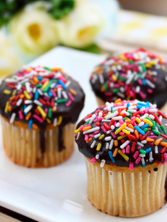Cup Cakes (Set of 3)
